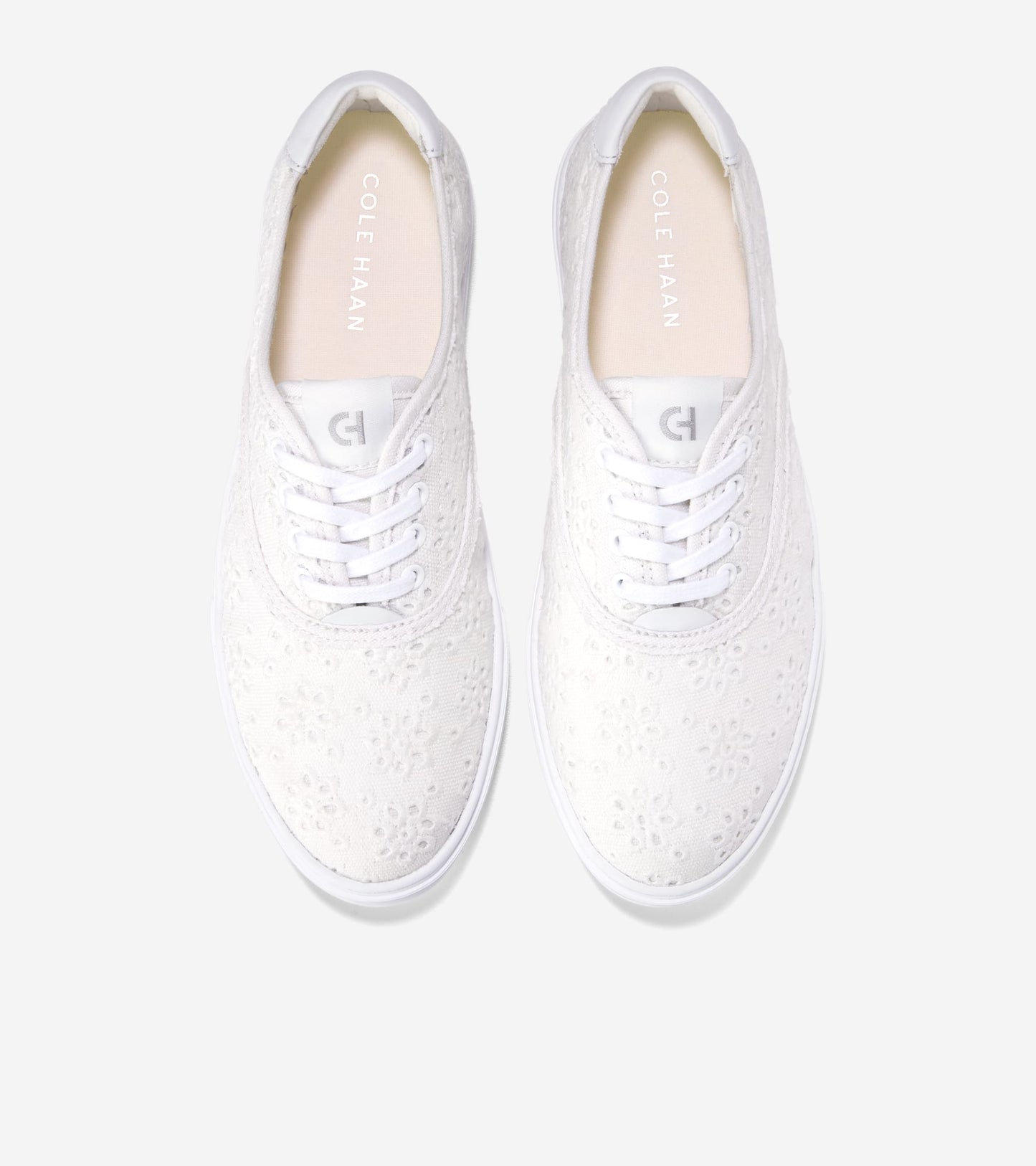 W33621:WHITE CANVAS FANCY FLEUR