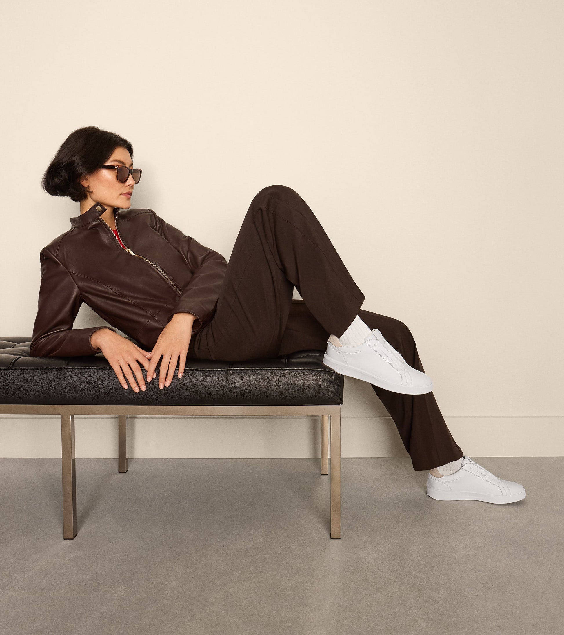 W34137:WHITE LTR/CH LT SESAME SUEDE