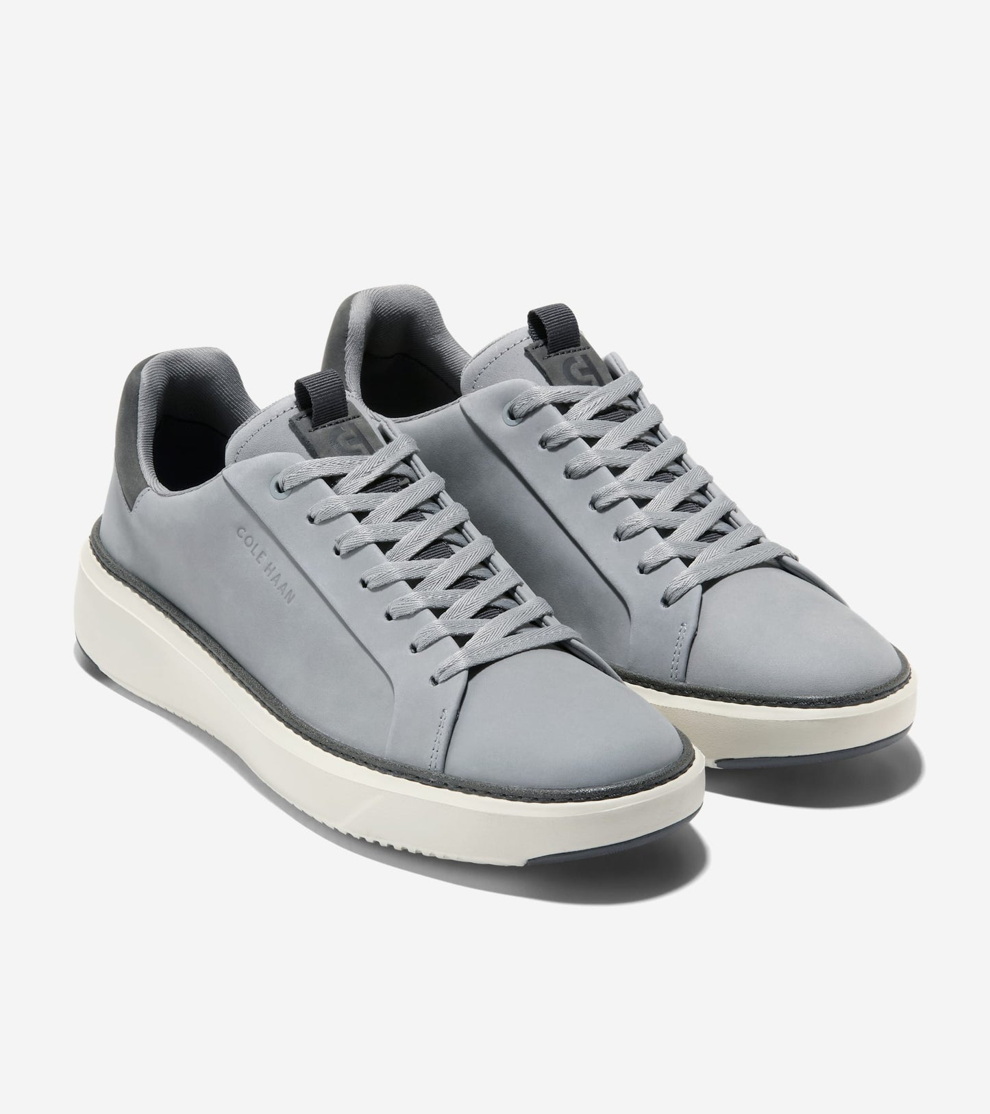 C44877:ULTIMATE GRAY NUBUCK / RAVEN / IVORY WP