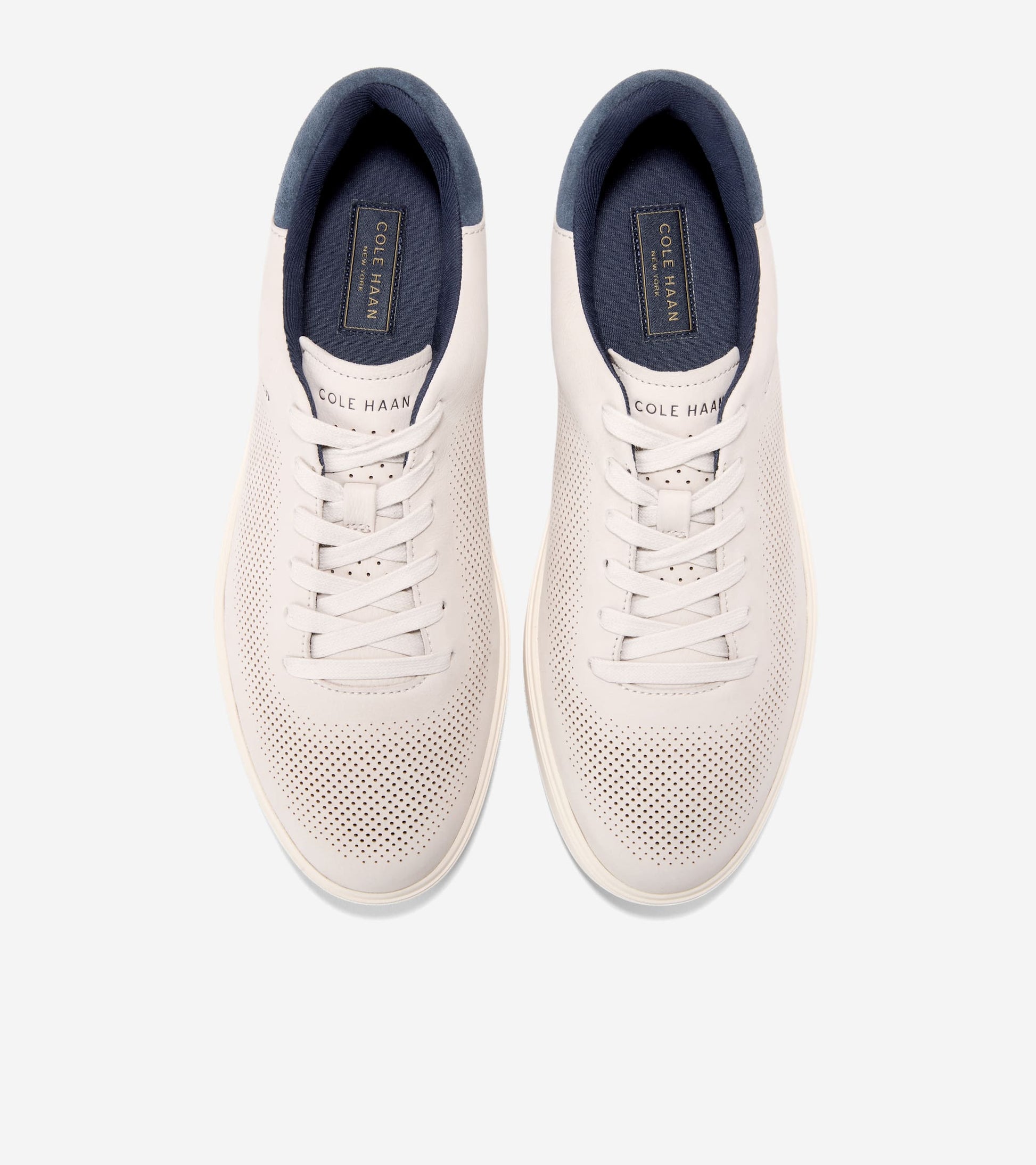 C44552:PUMICE STONE NUBUCK / NAVY BLAZER / IVORY