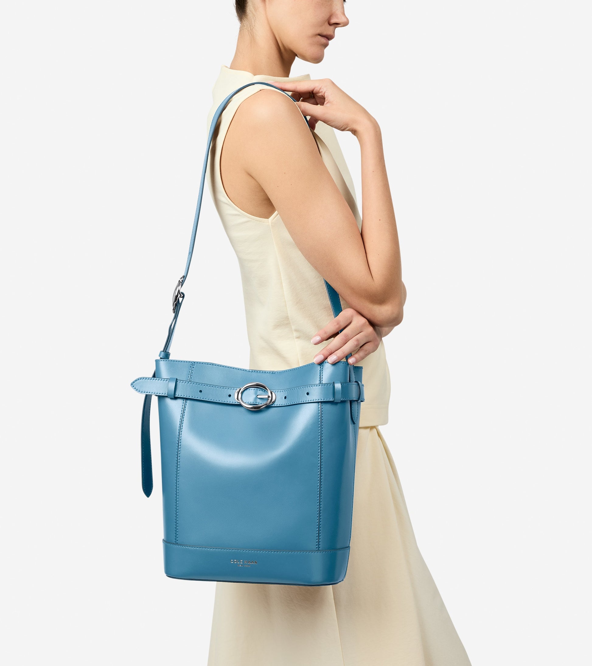 U08461:PROVINCIAL BLUE:0000