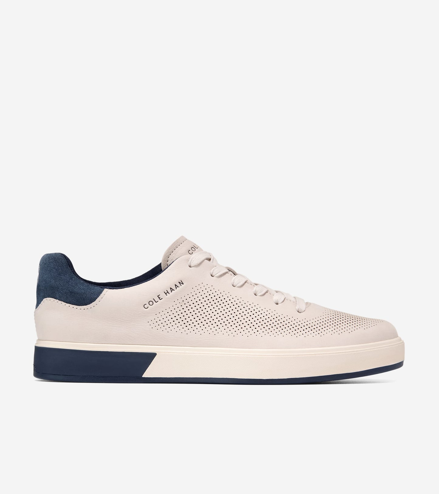 C44552:PUMICE STONE NUBUCK / NAVY BLAZER / IVORY
